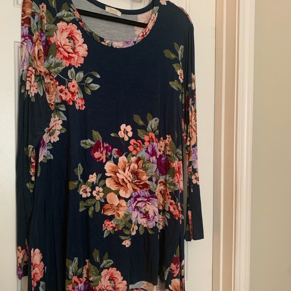 Teal Floral Print Sharkbite Tunic Top